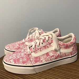 SIZE 8 PINK/WHITE VANS NEW